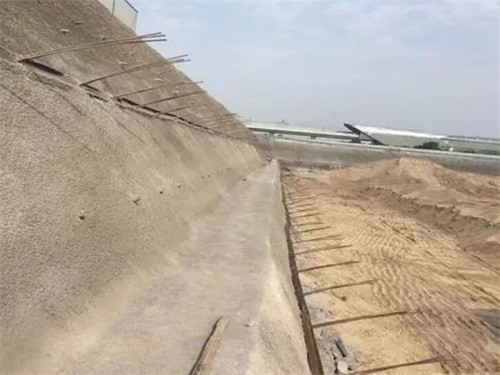 安仁河道边坡加固